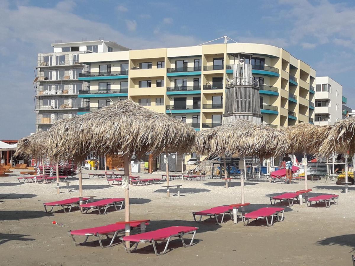 Apartament Amphora Pe Plaja Năvodari Exteriér fotografie
